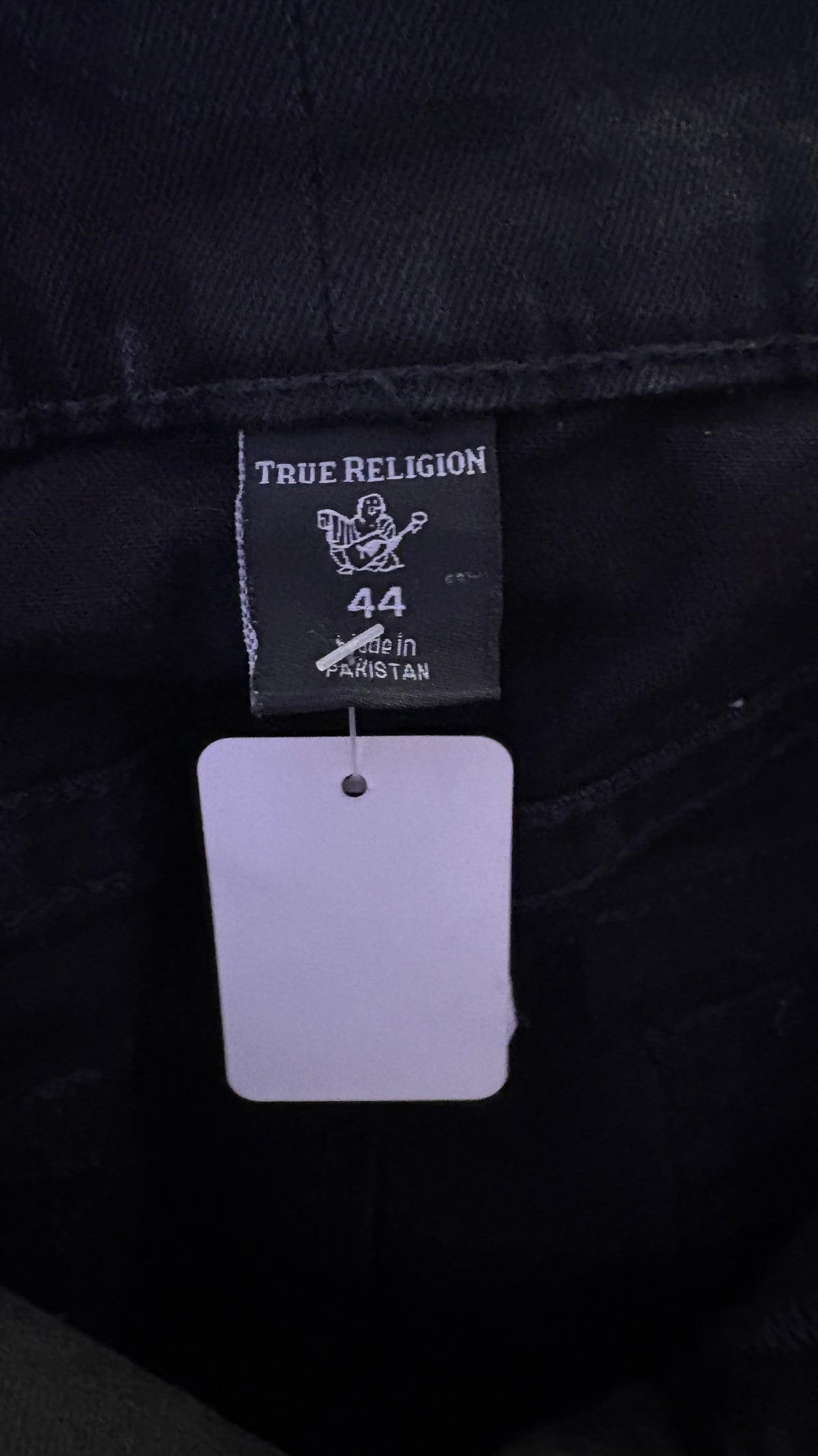 New no tags True Religion Men's Ricky Relaxed Straight Leg Black Jeans with Flap Pockets - Size 44