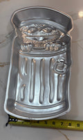 Wilton Oscar the Grouch Aluminum Character Cake Pan - Sesame Street Baking Mold #502-7312