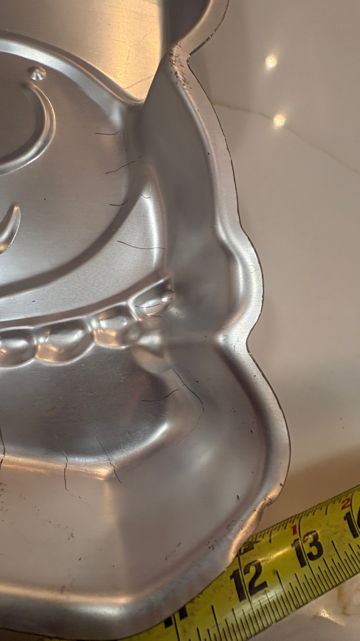 Wilton Ziggy Aluminum Character Cake Pan - Retro Cartoon Baking Mold #502-7628