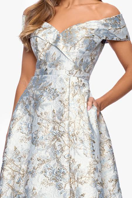 Donna Karen Size 18W Off-The-Shoulder Metallic Floral Jacquard Ball Gown Macy’s – Ice Blue & Gold