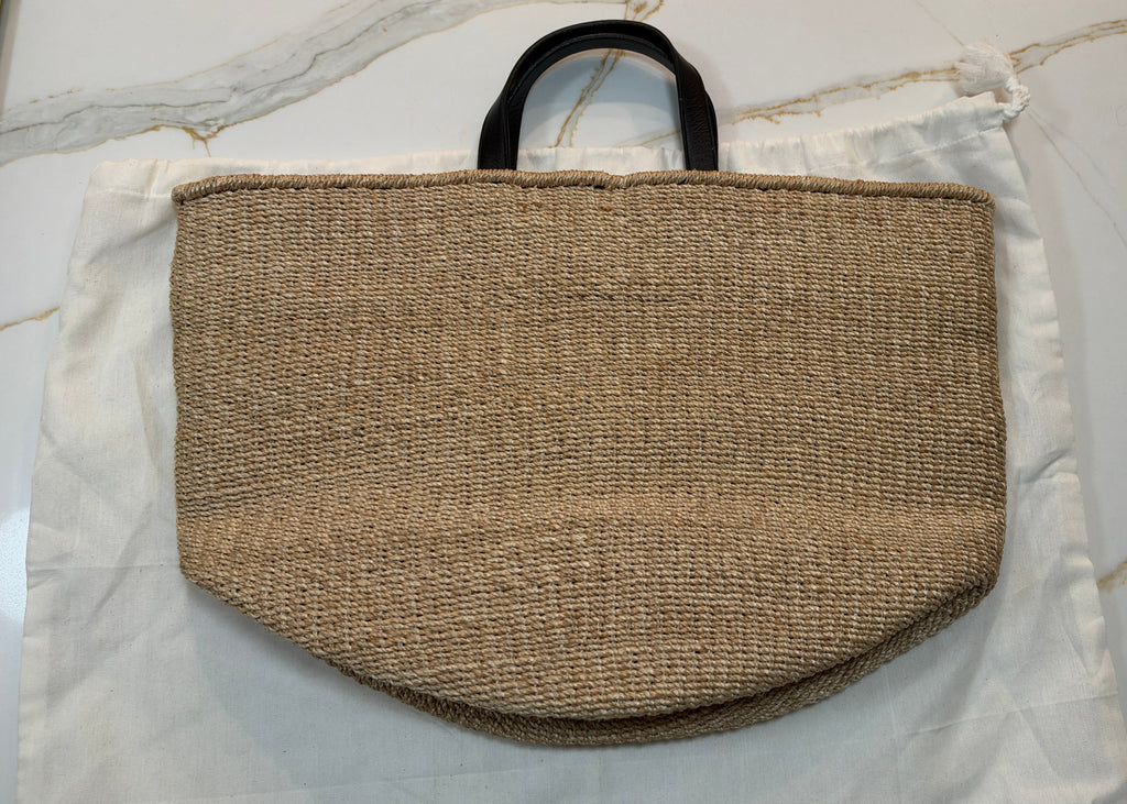 New ARANÁZ Dragonfly Embroidered Straw Tote Bag with Botanical Accents
