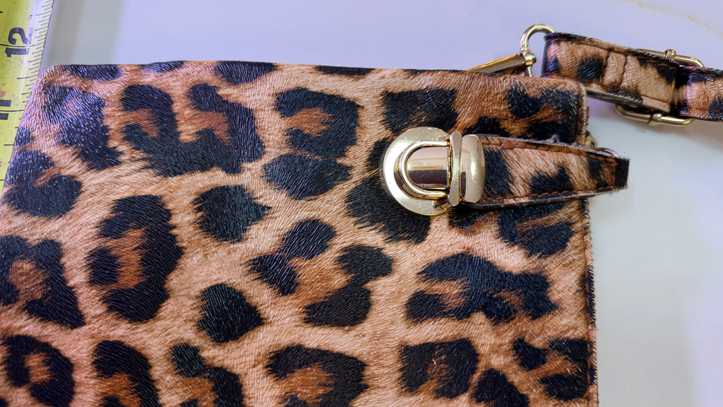 New Vera Bradley Leopard Print Faux Leather Crossbody Bag – Gold-Tone Hardware & Accordion Compartments