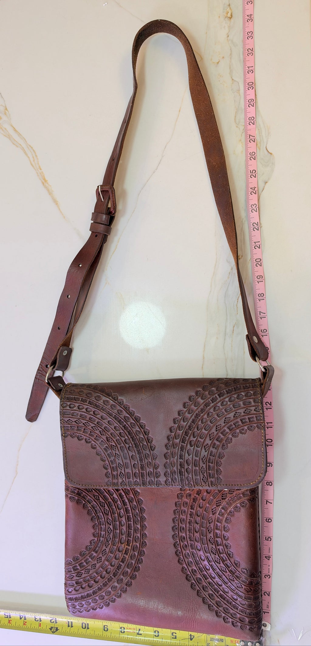 Hand-Tooled Thick Mexican Leather Crossbody Messenger Bag – Chestnut Brown unisex