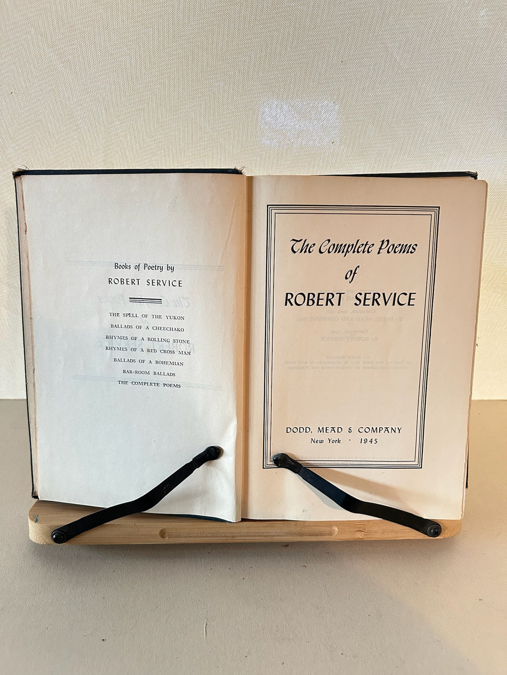 The Complete Poems of Robert Service – Robert Service FIRST edition– 1945 Dodd, Mead & Company Hardcover