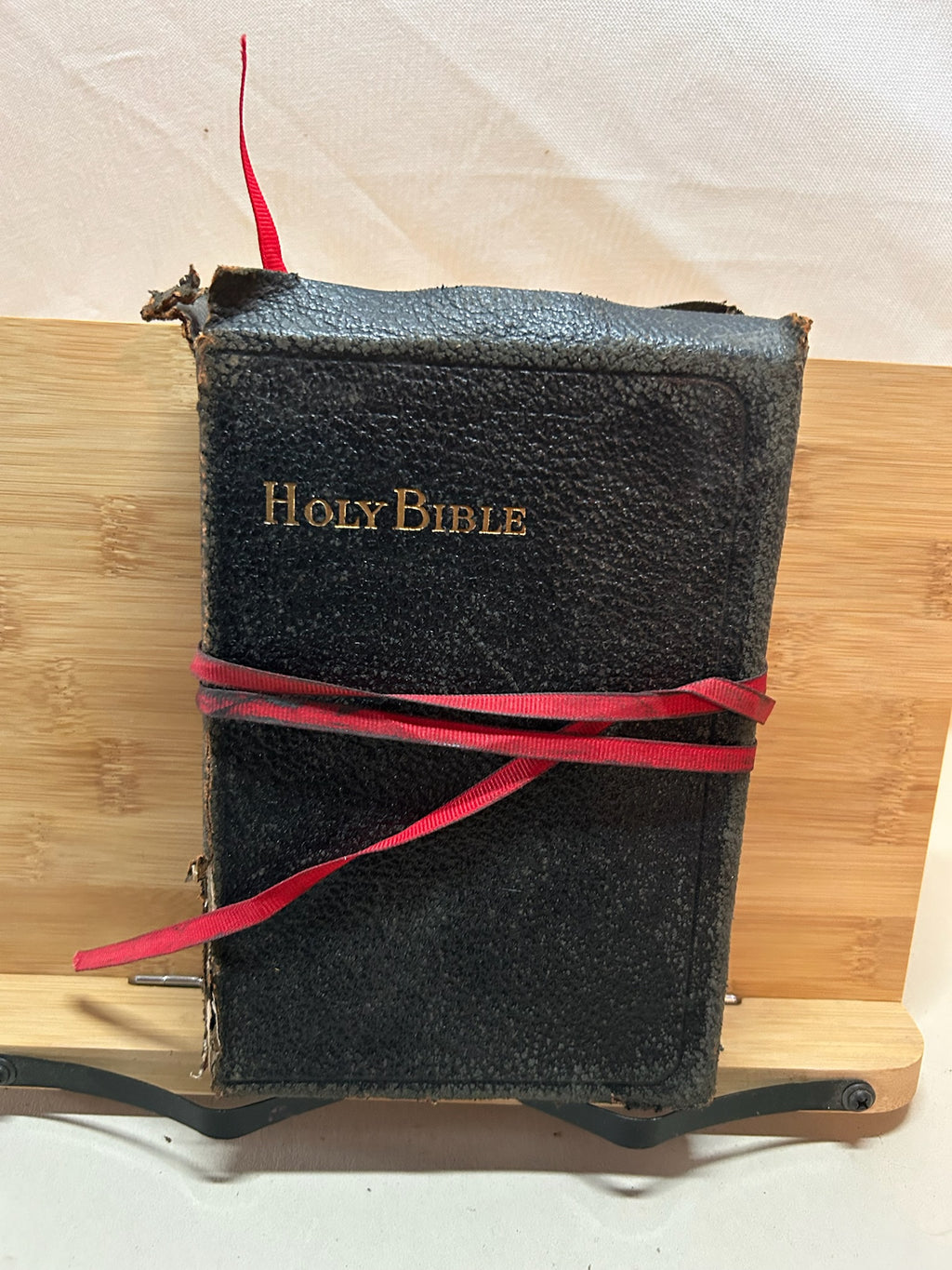 Rare Antique Holy Bible Illustrated Questions & Answers | Black Textured Hardcover with Red Ribbon Marker