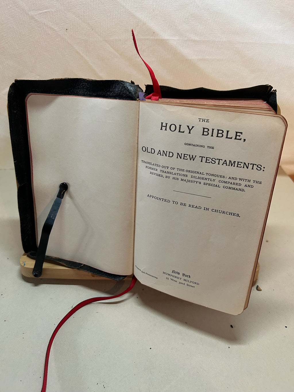 Rare Antique Holy Bible Illustrated Questions & Answers | Black Textured Hardcover with Red Ribbon Marker
