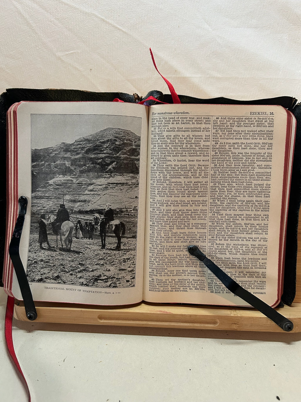 Rare Antique Holy Bible Illustrated Questions & Answers | Black Textured Hardcover with Red Ribbon Marker