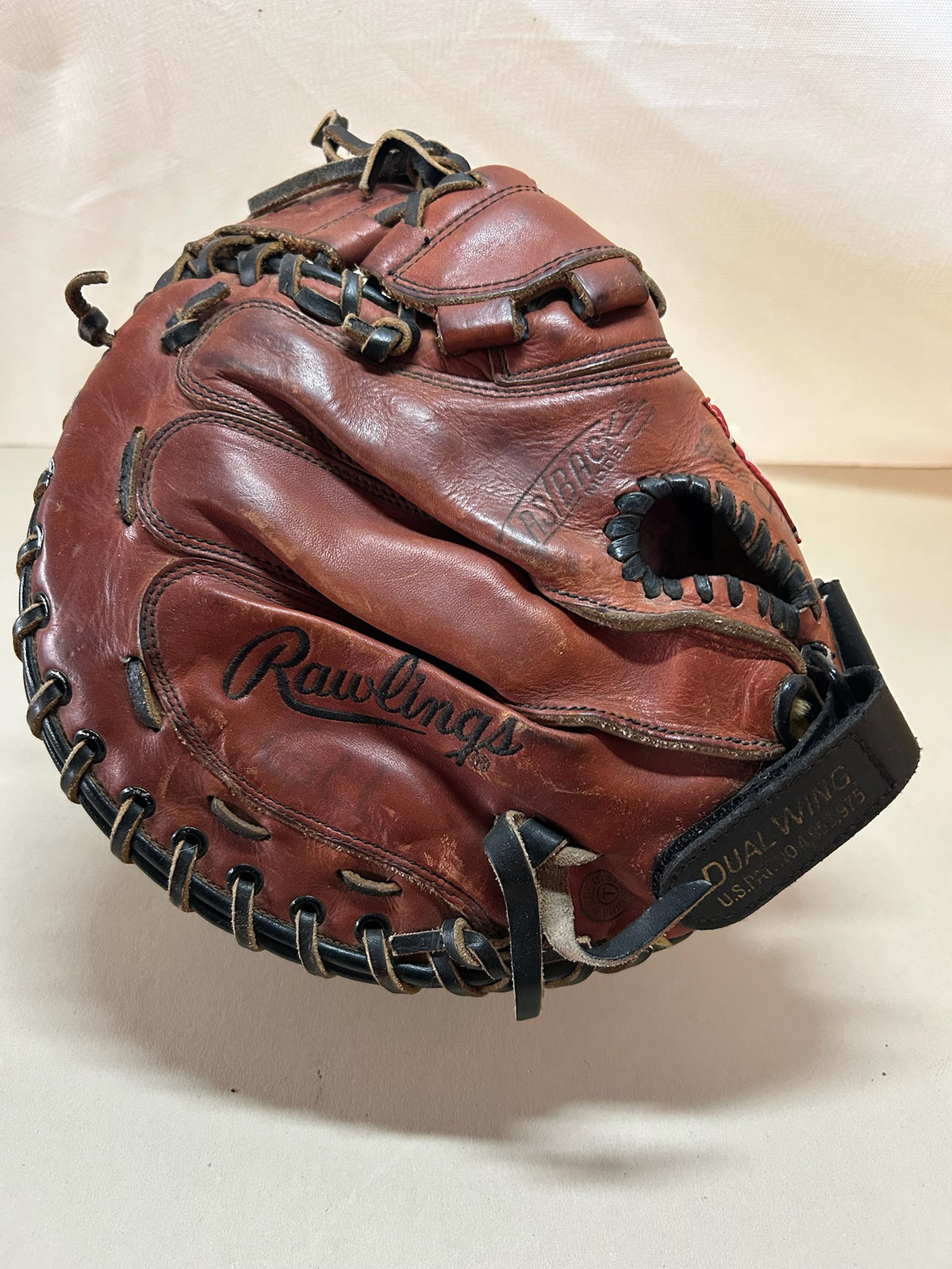 Vintage Rawlings RPT-LT Fastback Catcher’s Mitt | Dual Wing Lite Toe | 34" | Right Hand Throw