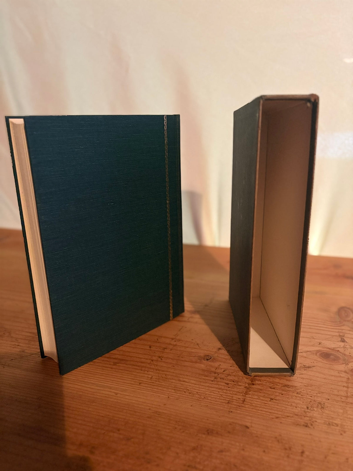 The Tales of Guy de Maupassant | 1964 Heritage Press | Illustrated by Gunter Böhmer | Sandglass & Slipcase