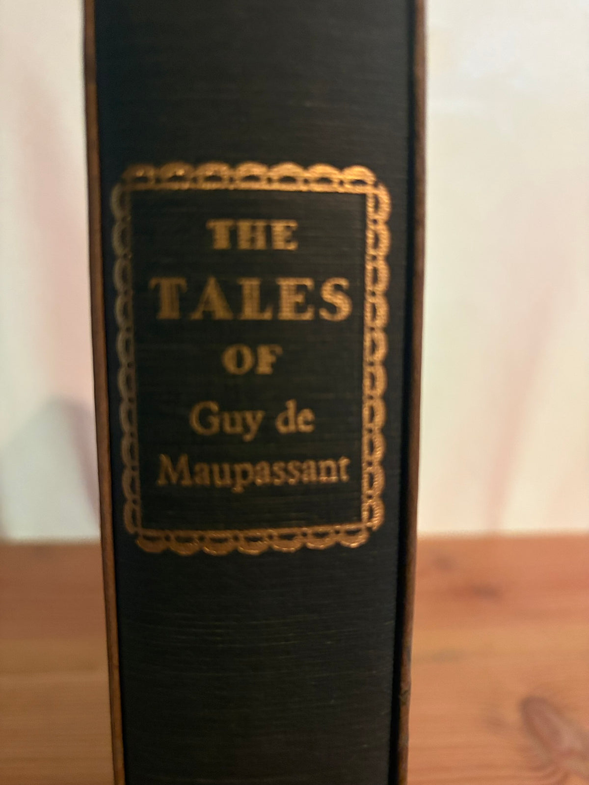 The Tales of Guy de Maupassant | 1964 Heritage Press | Illustrated by Gunter Böhmer | Sandglass & Slipcase