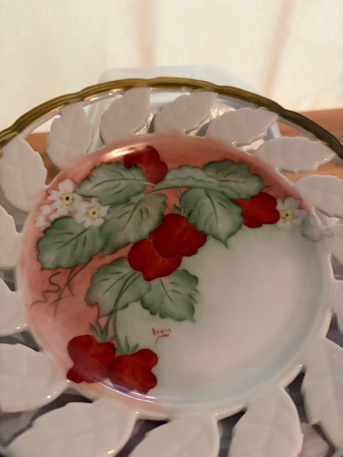 VINTAGE Betson Hand-Painted Strawberry Porcelain Plate | Reticulated Leaf Border | Gold Rim | Japan
