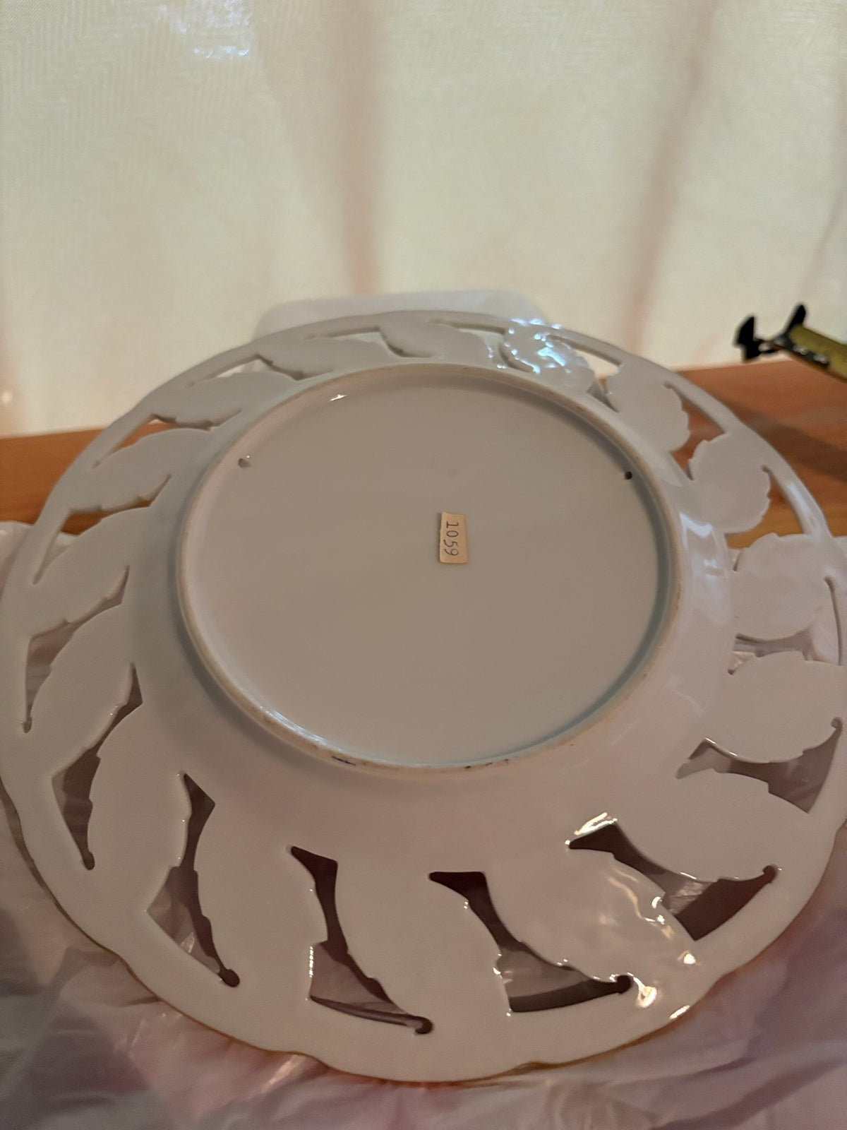 VINTAGE Betson Hand-Painted Strawberry Porcelain Plate | Reticulated Leaf Border | Gold Rim | Japan