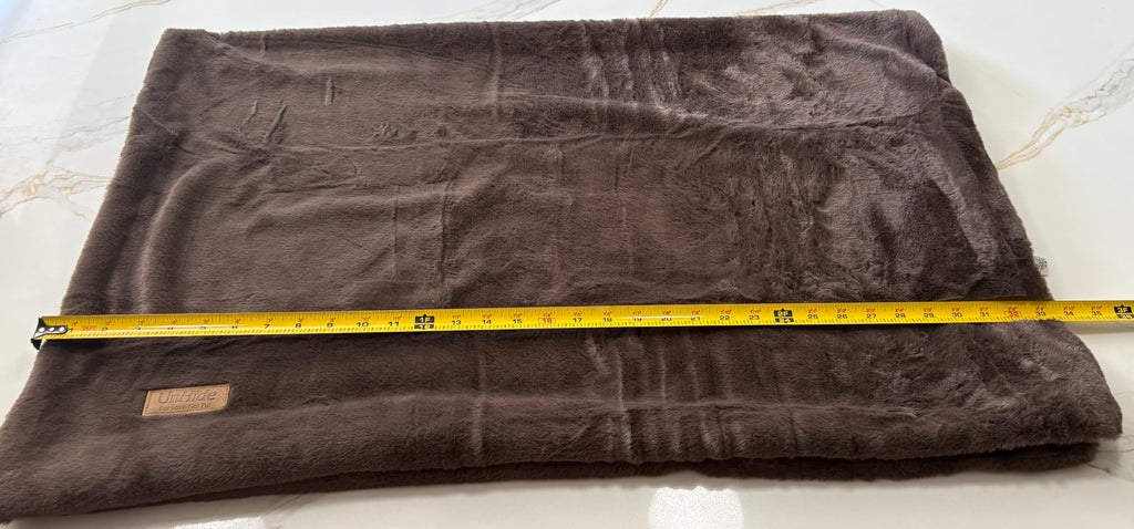 New UnHide Faux Fur Blanket – Brown/Taupe Plush “For Love Not Fur” Throw