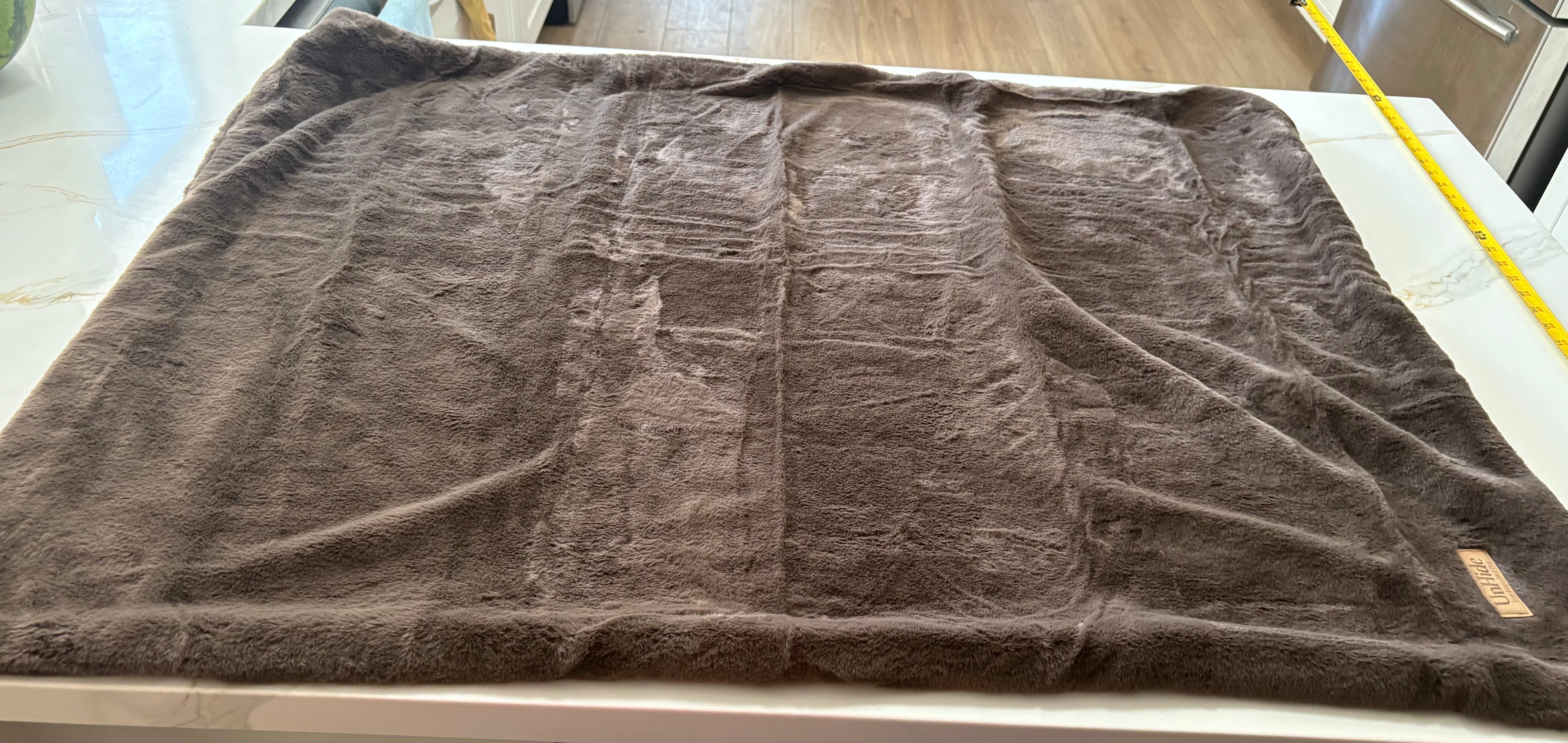 New UnHide Faux Fur Blanket – Brown/Taupe Plush “For Love Not Fur” Throw