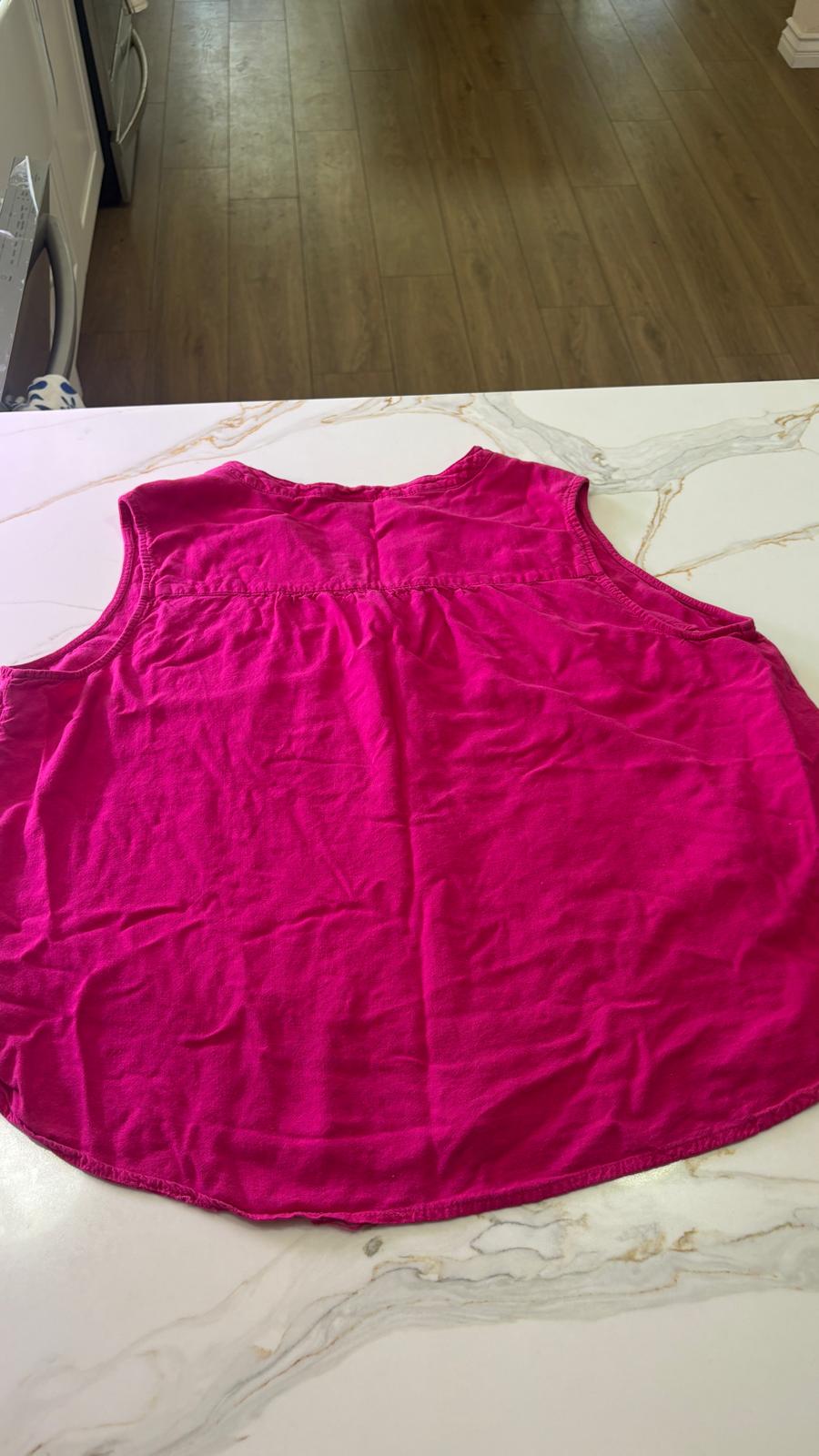 Torrid Plus Size , XXL, 2xl, Hot Pink Cotton Sleeveless Henley Tank Top - Double Pocket Blouse